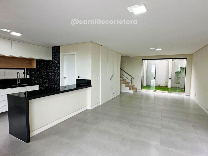 Casa em Ilhéus - Condomínio Fechado