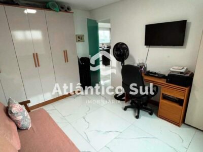 Condomínio Brisa do Mar – Casa de 03 quartos a 400 m da praia na Zona Sul – Ilhéus/BA